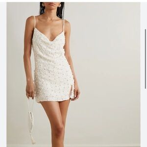 **PERFECT FOR BRIDES- LIKE NEW**LESLIE AMON
Romy Embellished Chiffon Mini dress.